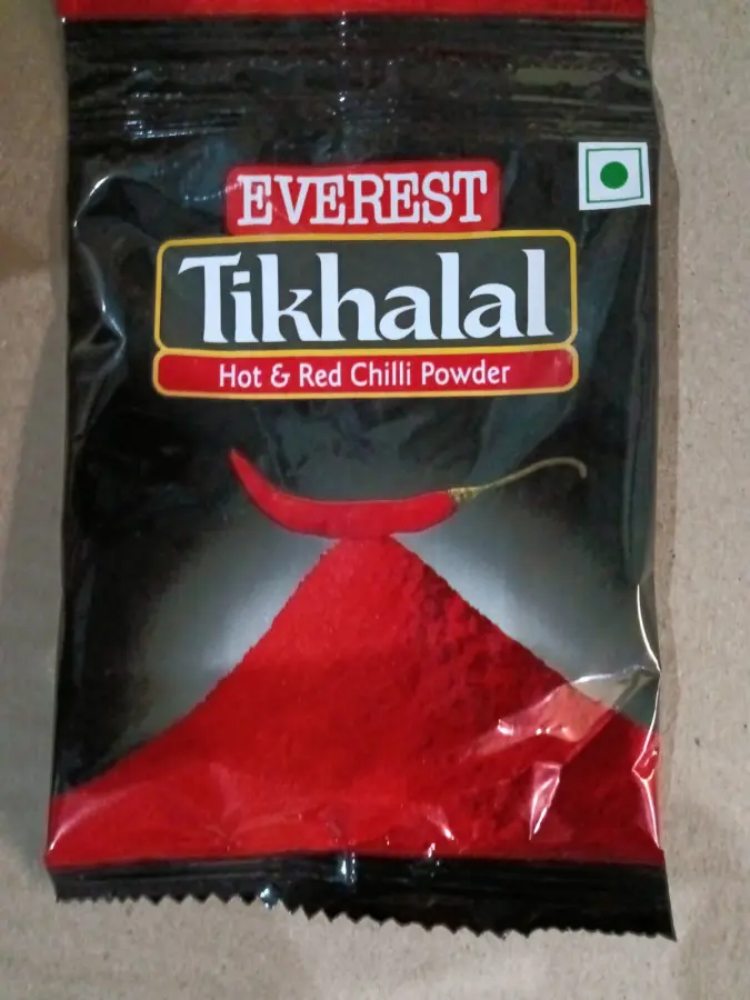 Everest Tikhalal Hot and Red Chilli Powder 15g