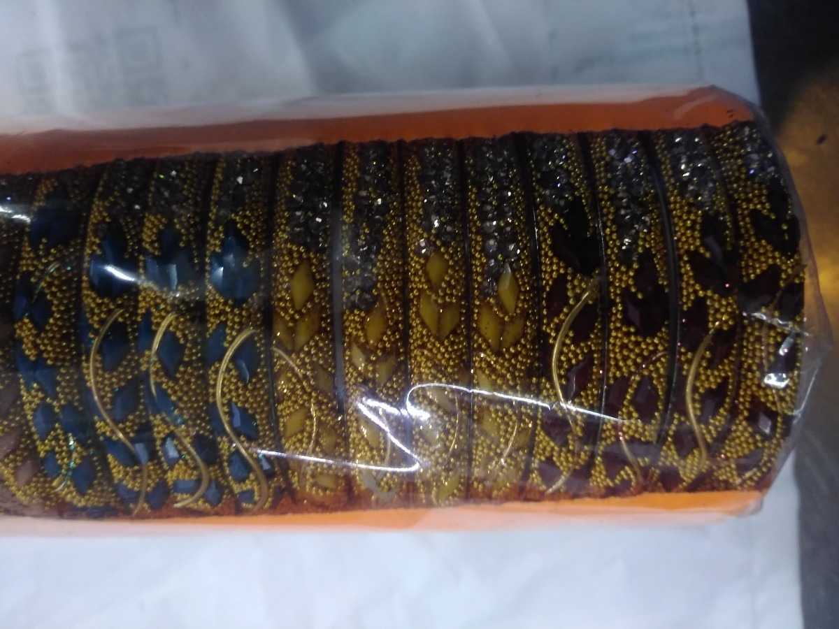 B BANGLES 20