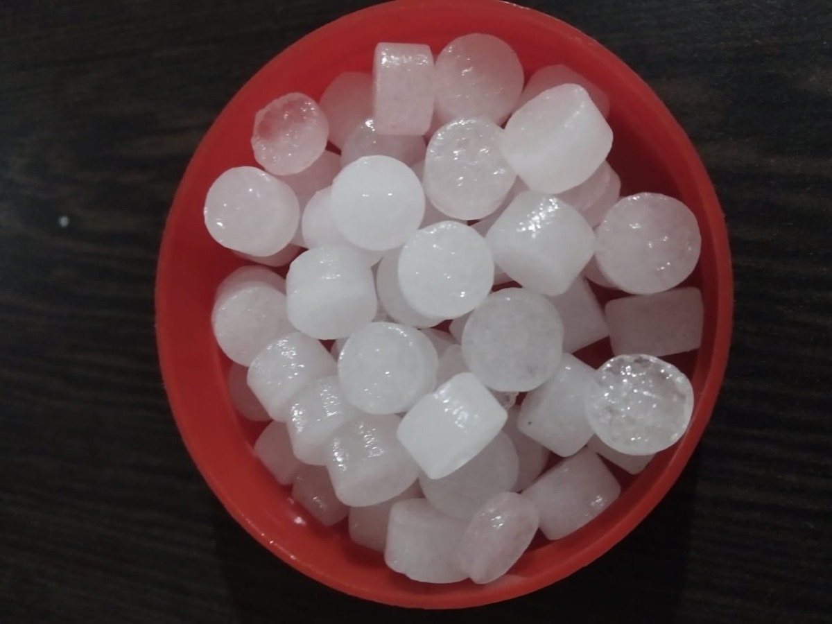 CAMPHOR